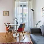 Joivy Lovely Flat For 2 On Quiet Street Near Centre